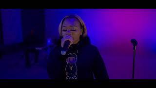 Gemini Chachi- Lied To Me (Live Performance)