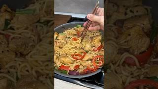 Les Nouilles Poulet parfaite si t’as la dalle !!  #shorts #recette #nouilles #ramen #seizemay