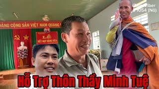 Trước khi về quê em NÔ NÈ gởi bánh Trung Thu cho các cháu ở Thôn Nhà Thầy Minh Tuệ