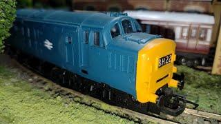 Hornby Railways British Rail BR Inter City Train Set R696 1978 R790 1979 Class 37 Type 3 Co Co Loco