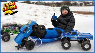 It's A Snow Day! RC Monster Trucks BIGFOOT - GRAVE DIGGER - EVAN STORM Playing On The Ice