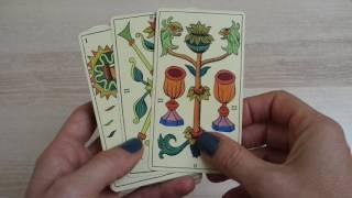 The Spanish tarot - flip through