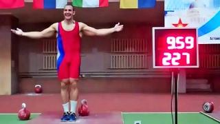 Ivan Denisov - 227 reps in snatch with the 32 kg kettlebell in 10 minutes (2012)