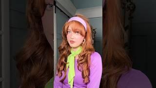 Daphne from Scooby-Doo hair tutorial for Halloween  #hairstyle #hairtutorial