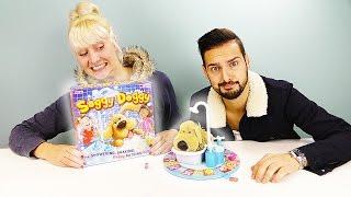 SOGGY DOGGY Spiel | NINA VS KAAN - Hund schüttelt sich und spritzt uns nass!