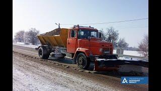 В ніч з 24 на 25 січня на дорогах держзначення області забезпечувало проїзд понад півсотні техніки