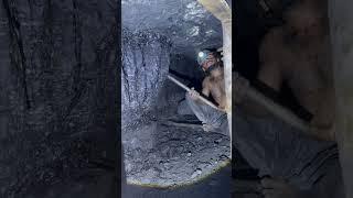 He could have been killed. Extremely dangerous job #coal #worker #minelife #mine #coalmine #gold #uk