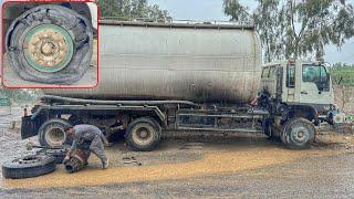 Emergency Fixing Heavy Duty Truck's Flat Tire and Damaged Brake Drum