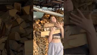 Отдых на даче? #смешнойшортс #юмор #fannyvideo #смешновидео #семья #деревня #дача #собака