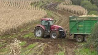 Maize 2011 - Tractors in Trouble!  + Two Foragers Together!