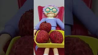 Ooooppppssss Granys sleeping dont steal her lychee!