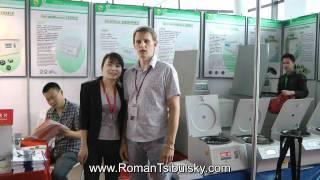 Roman Tsibulsky works on Pharma exhibition 2011 China Minipress.ru