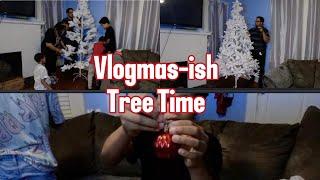 Come Put Up Our Basic Christmas Tree | Vlogmas-ish