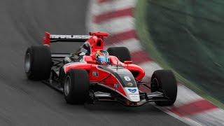 Wickens vs Vergne Crash, 2011 WSR Barcelona