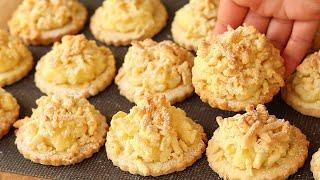 Delicate cookies with airy vanilla custard cream. recipe for amazing cookies.