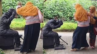 Sepertinya mereka adalah pasangan yang serasi..!! prank patung hidup..!!!