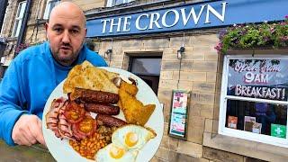 I went to THE CROWN for a FULL ENGLISH BREAKFAST hoping it would be FIT FOR A KING !!! - Food Review