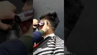 cut cutting tu side#rakesh #shorts #haircutting @Rakesh kumar thakur