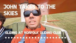 Gliding at Norfolk Gliding Club in a T-21