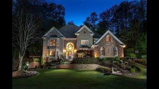 Meticulously Maintained Family Home in Roswell, Georgia