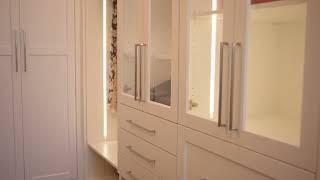 Cabinet Line: Violette