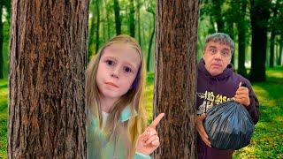 Nastya dan aturan keselamatan di hutan dan episode yang lebih menghibur untuk anak-anak