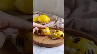 Tiger shaped egg yolk custard steamed buns! 流沙包！