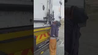 #thief #caught #fyp #oops #ohno #truck