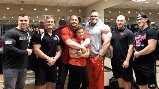 IFBB Pro Dallas McCarver Visits The Nutrition Corners