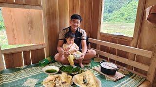 Harvest bamboo shoots at the beginning of the season. The first meal at Kien and Mo's new home