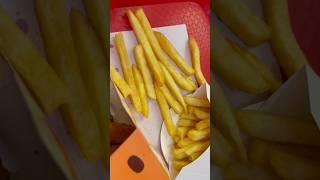 Keep your friends close and your french fries closer.#foodgoals #foodahalic