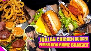 THIS BURGER IS NOT NORMAL, IT FILLS WITH JUMBO SIZE CRISPY CHICKEN!!