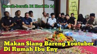 Makan Siang Bareng Youtuber Di Rumah Ibu Eny