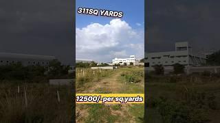 311 SQ YARDS WITH LOW PRICE