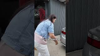 連警察大人也愛油電車，每個禮拜都幫它水鍍膜，真的是很認真照顧。#隔壁泰泰 #合泰汽車 #二手車 #中古車 #lexus #es300h #fyp