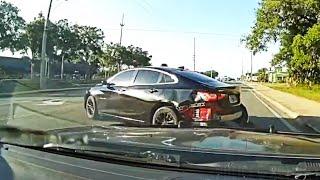 Florida Man Tries to Justify Police Chase With 'No License' Excuse