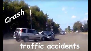 (Car Crash Compilation)