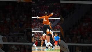 Beautiful volleyball Spike #volleyball #sportsaga #volleyballworld #epicvolleyball #haikyuu #shorts