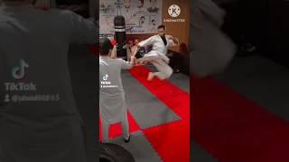 #kyokushin #kickboxing #shortvideo #karate #mma #mixmartialart #selfdefence #boxing