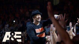 Wahlburgers: Donnie Performs for Alma (Season 5, Episode 4) | A&E