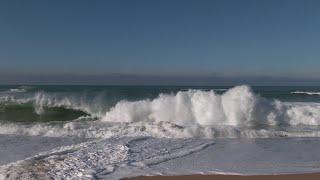  Ocean Waves Crashing on the Beach - Continuous shot - Crashing Waves Sounds - 4K UHD 2160p