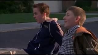 Malcolm in the Middle (S07E17) Malcolm & Dewey's New Mattress