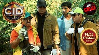 Dr. Salunkhe के किस Weapon ने किया CID को Jungle में Save?| CID|सी.आई.डी.|Latest Episode|29 Oct 2024