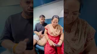 Gaurav Ko Ye Ladki Kyung Ghur Rahi #shorts #gauravaroravlogs #youtubeshorts