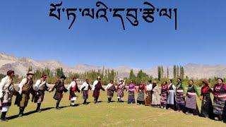 སྲོལ་རྒྱུན་སྒོར་གཞས། པོ་ཏ་ལའི་དབུ་རྩེ་ལ། #tibetanvolgger #jangthangvlogger #traditional