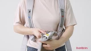 BABYBJÖRN - How to adjust the size on Baby Carrier Mini