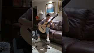 M.Ponce's Estrellita played by Hao Yang on a Yulong Guo guitar