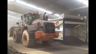 Aufbereitung von Gießereisand mit Siebanlage SBR 4 und Hitachi 220