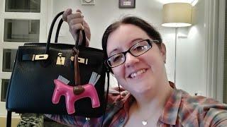 What's in my Bag?  Erin 25 from HandbagCrave 