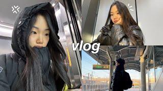 korea uni vlog: final stretch of college, simple days, grwm, work as an announcer in a football g...